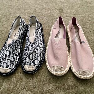 ❤️ 2 PAIR OF TOMS SHOES. One pair is brand new & other pair wear only 1 time .